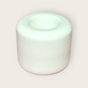 Dekorativni držač svijeće urađen od kvalitetnog gipsa za modeliranje idealno za elegantno dekoriranje interijera.